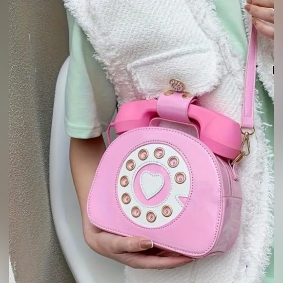 Novelty Purse | Fun & Unique Vintage Rotary Phone Statement Bag - it works! - Picture 2 of 7